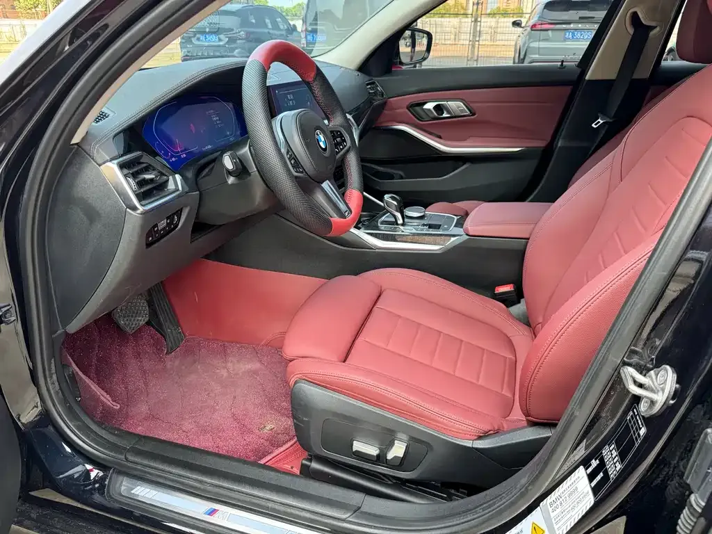 BMW 3 Series 2022 из CN, фото 4