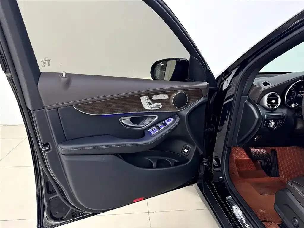 Mercedes-Benz GLC 2022 из CN, фото 8