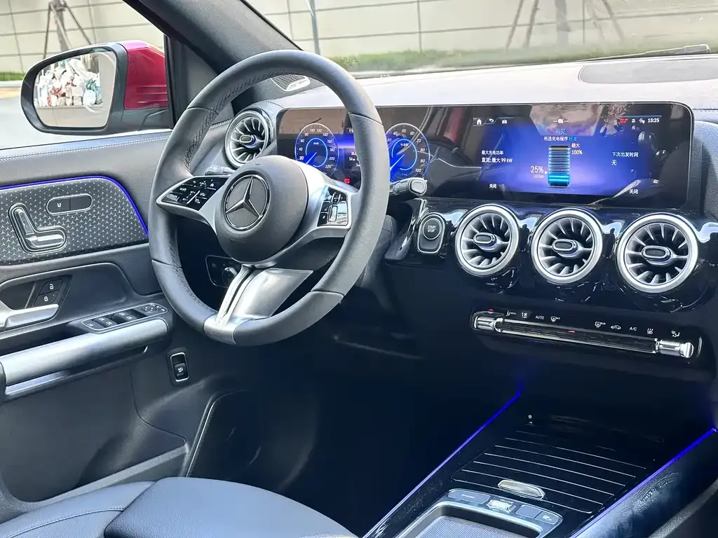 Mercedes-Benz EQA — фото 6