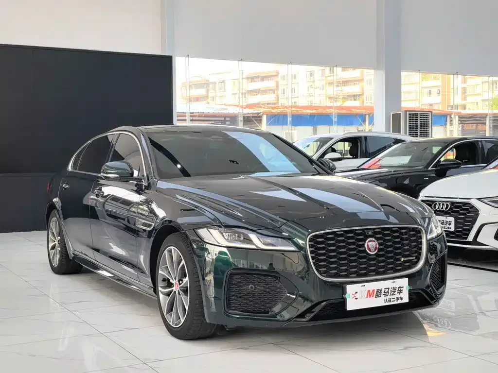 Jaguar XFL — фото 3