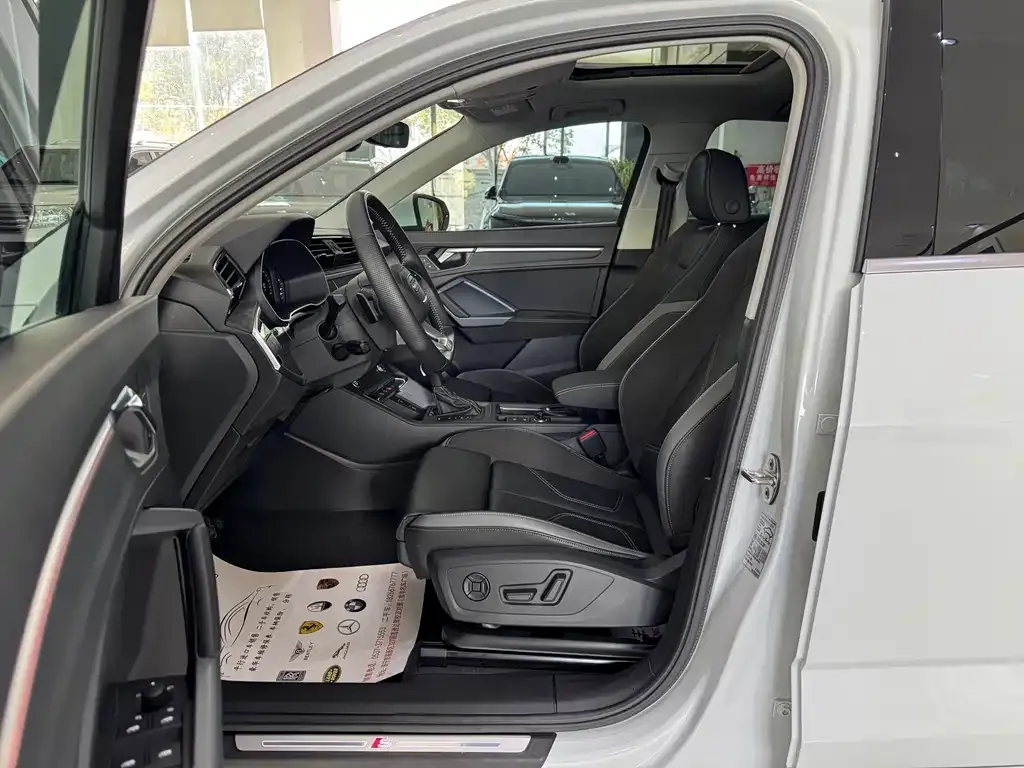 Audi Q3 Sportback — фото 5