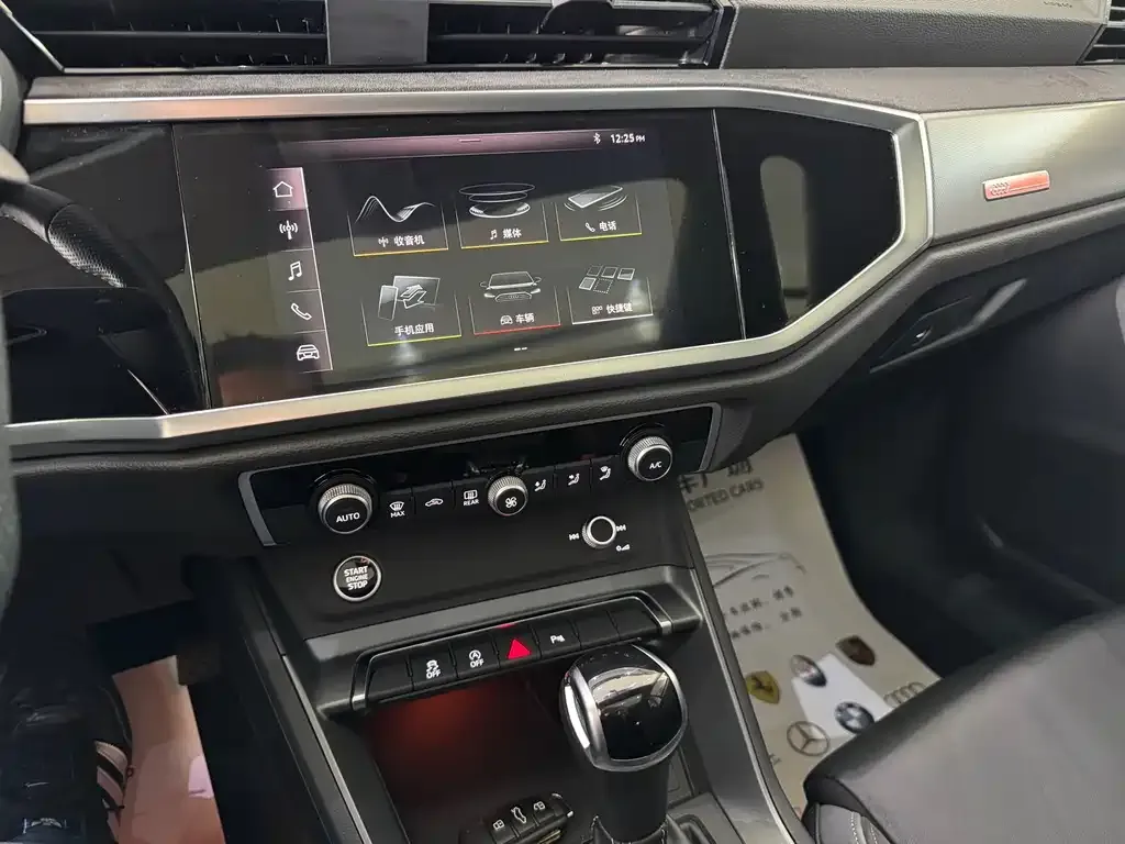 Audi Q3 Sportback — фото 8