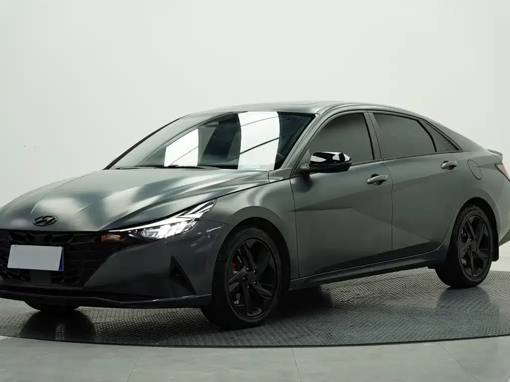 Hyundai Elantra 2023 из CN, фото 1