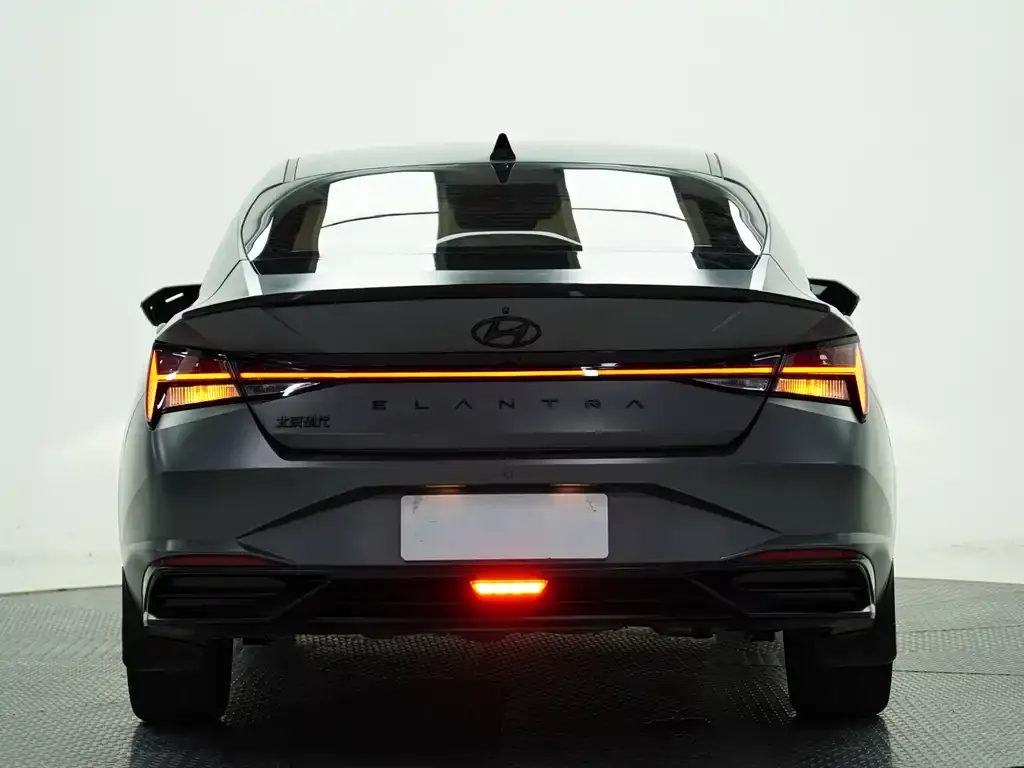 Hyundai Elantra 2023 из CN, фото 4