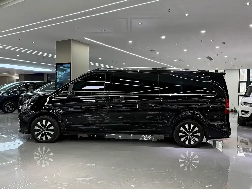 Mercedes-Benz Vito 2023 из CN, фото 3