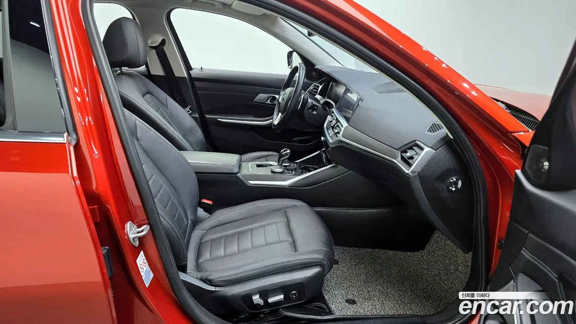 BMW 3-Series 2021 из KR, фото 10