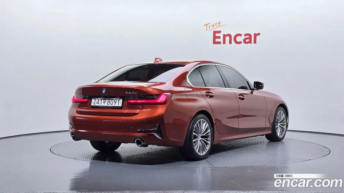 BMW 3-Series 2021 из KR, фото 2