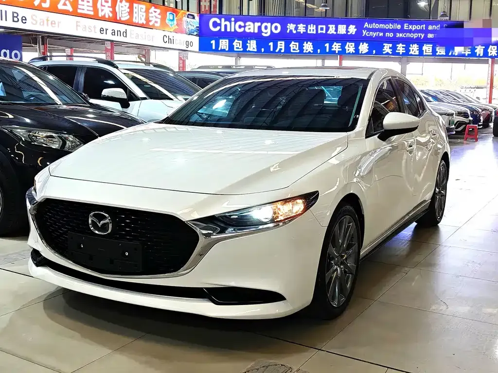 Mazda 3 Axela 2022 из CN, фото 1