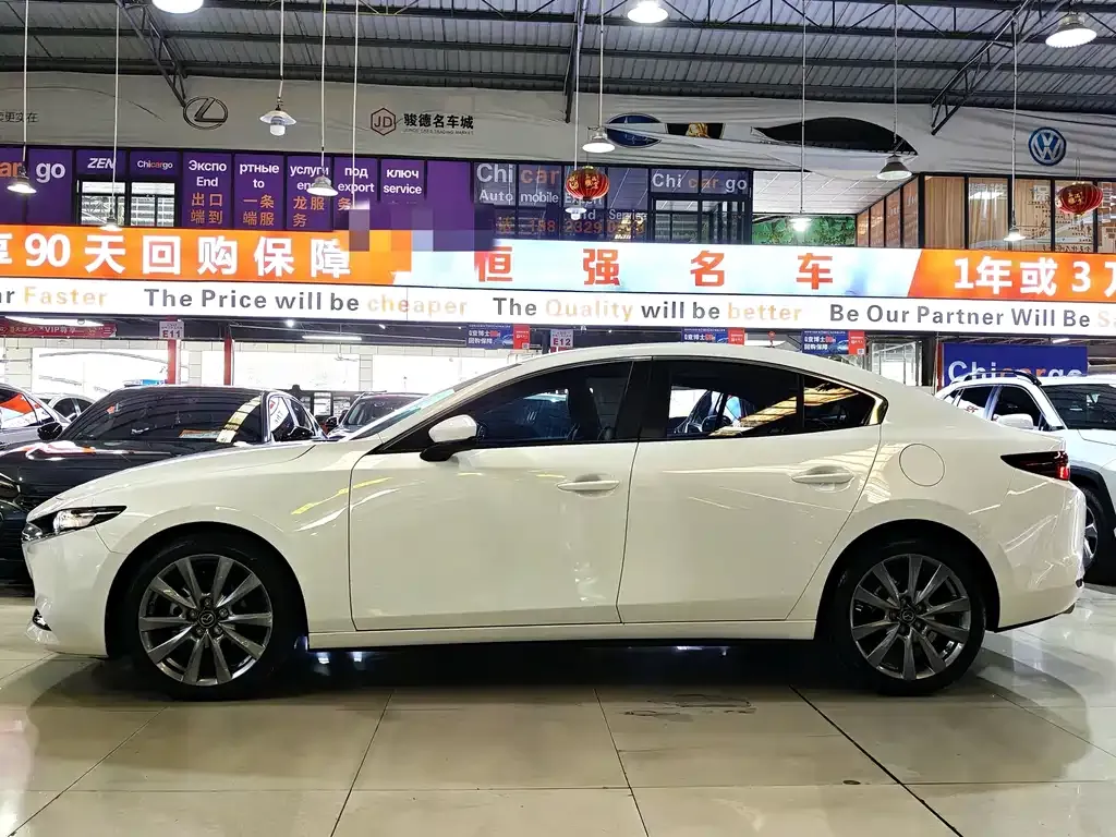 Mazda 3 Axela 2022 из CN, фото 3