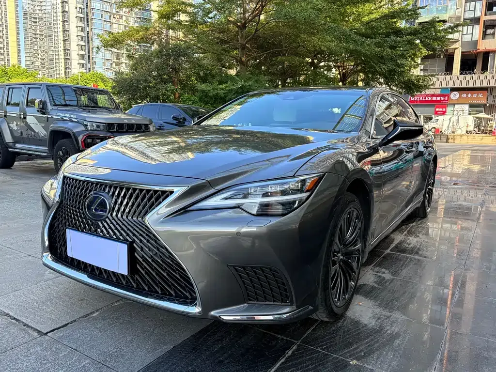 Lexus LS 2022 из CN, фото 1
