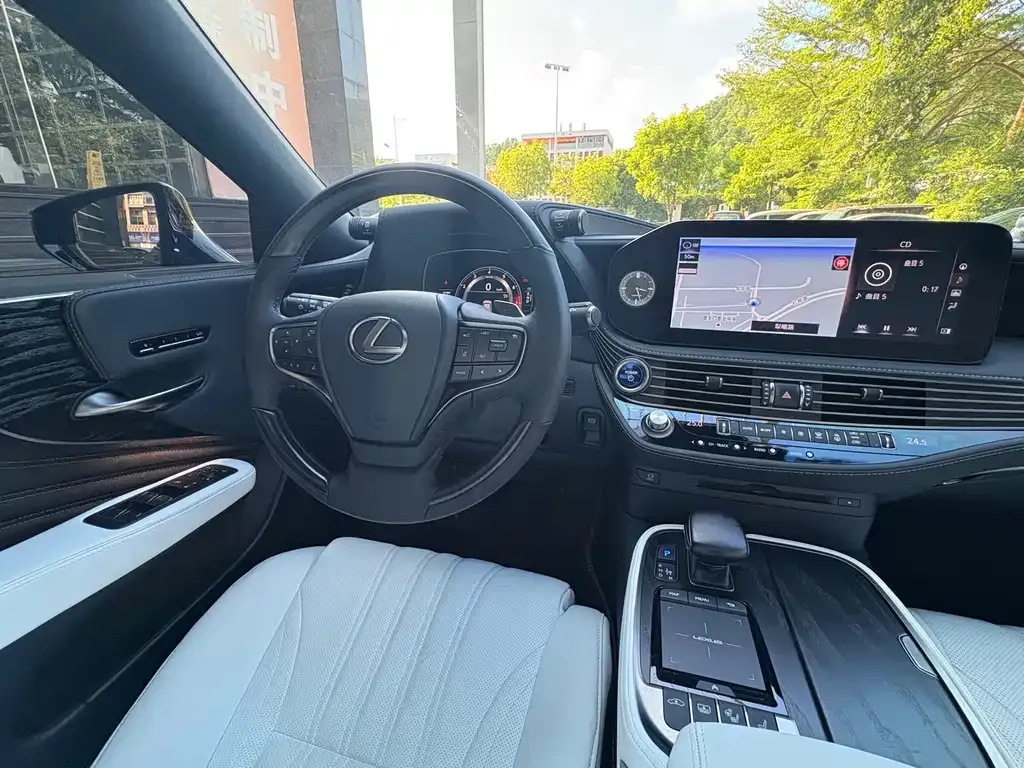 Lexus LS 2022 из CN, фото 7