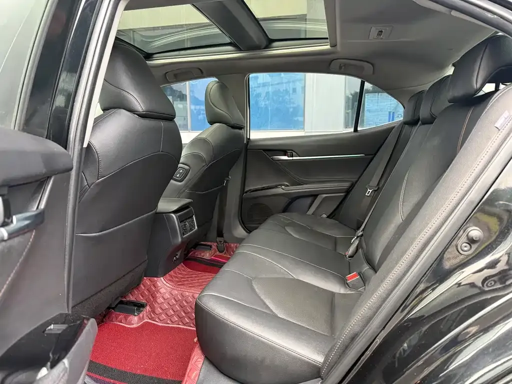 Toyota Camry 2022 из CN, фото 6