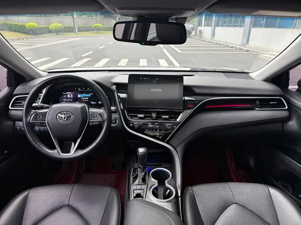 Toyota Camry 2022 из CN, фото 7