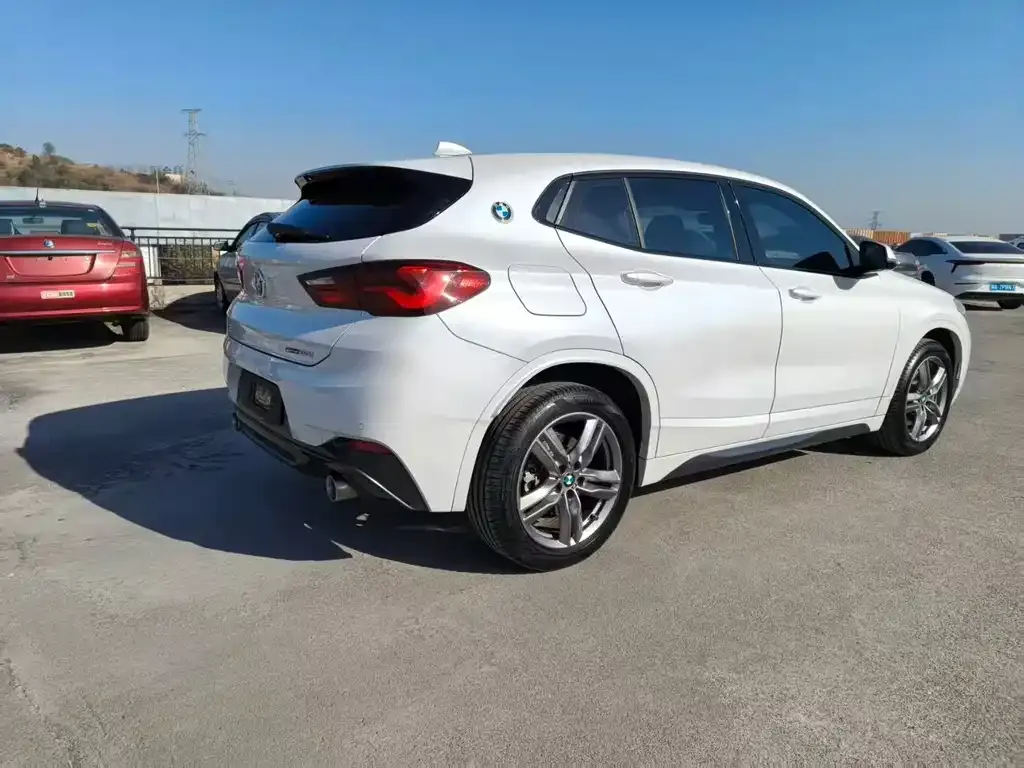 BMW X2 — фото 9