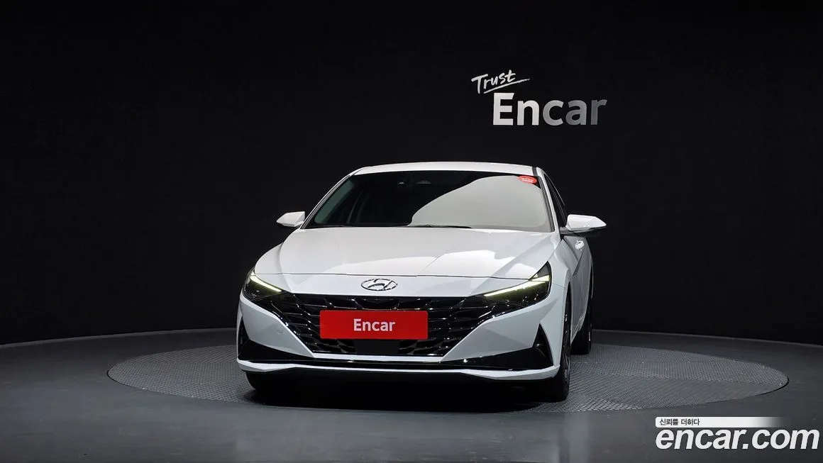 Hyundai AVANTE — фото 3