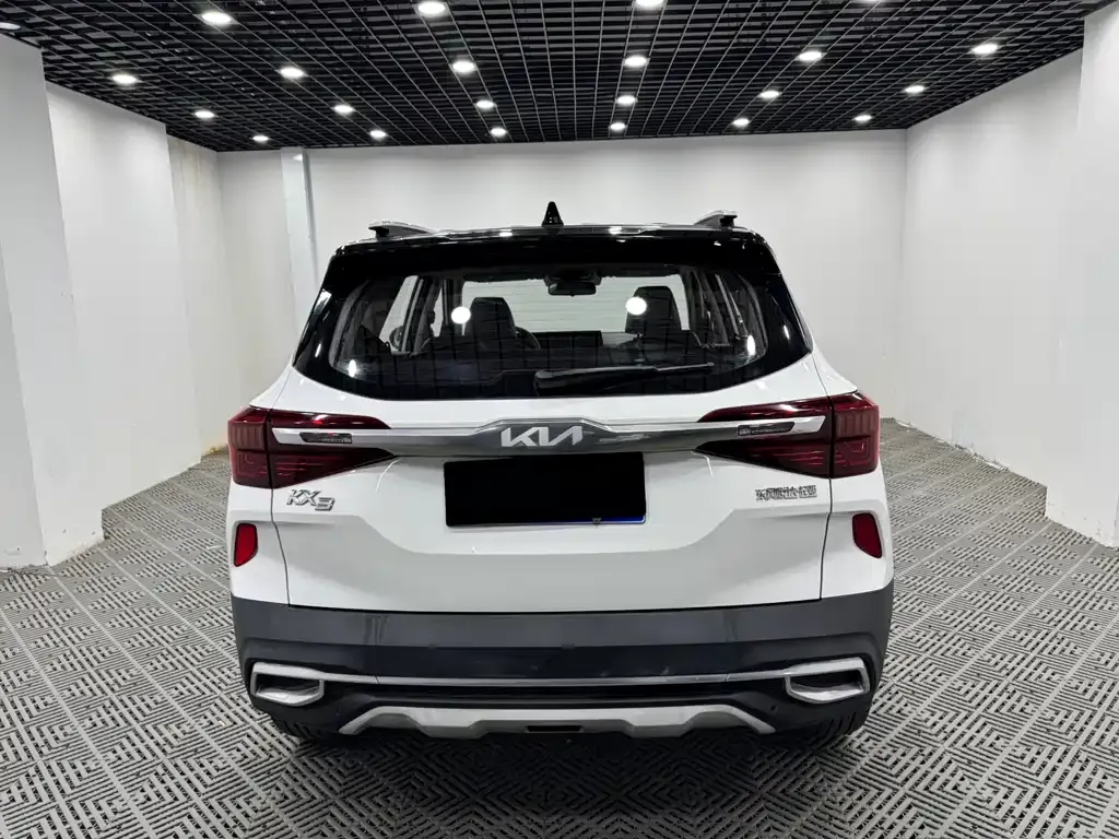 Kia KX3 2021 из CN, фото 8