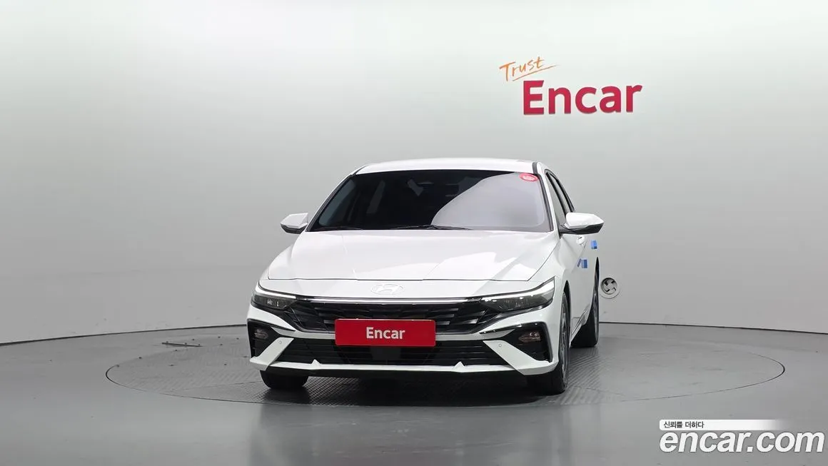 Hyundai AVANTE — фото 3