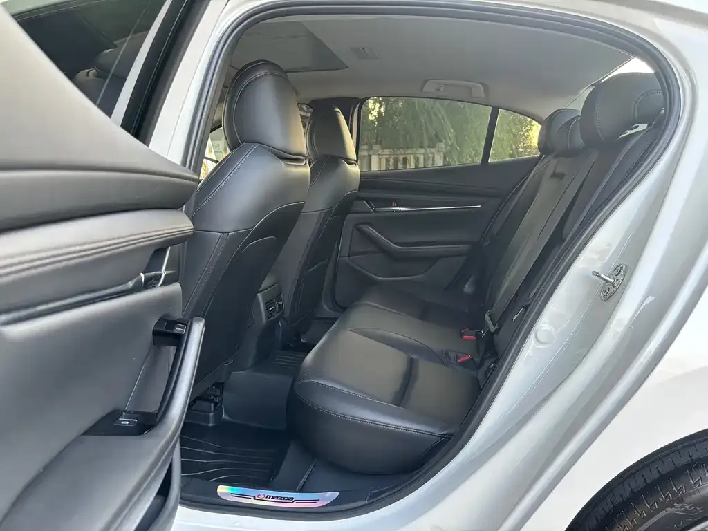 Mazda 3 Axela 2024 из CN, фото 10