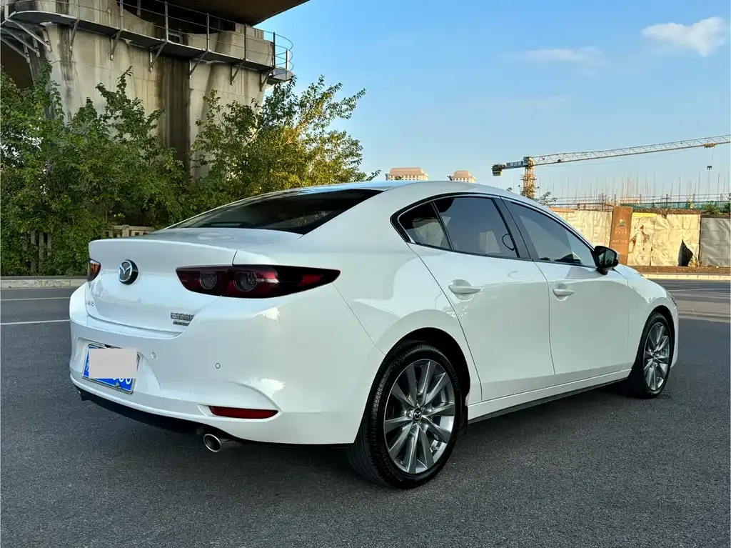 Mazda 3 Axela 2024 из CN, фото 5