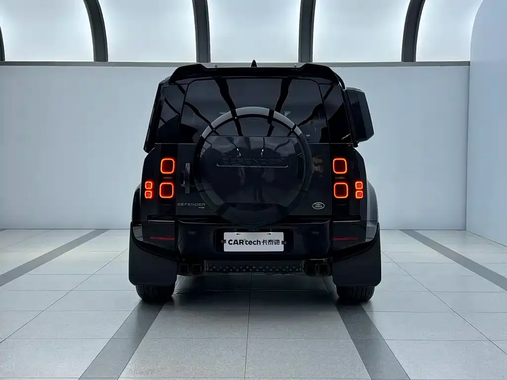 Land Rover Defender — фото 3