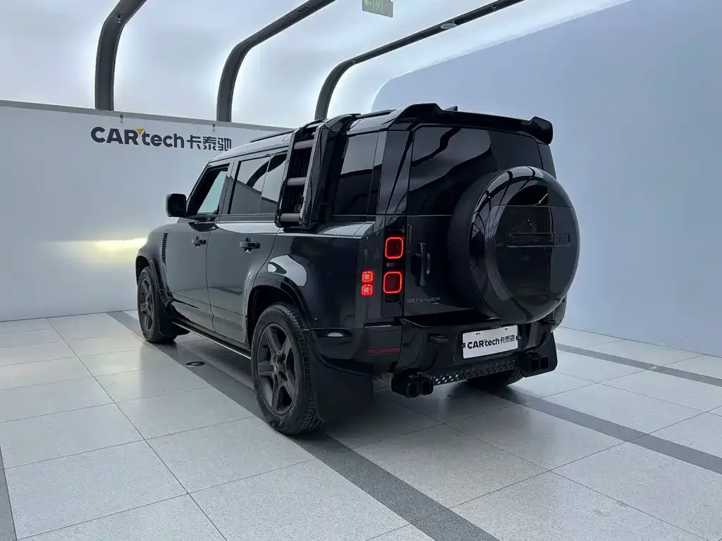 Land Rover Defender — фото 6