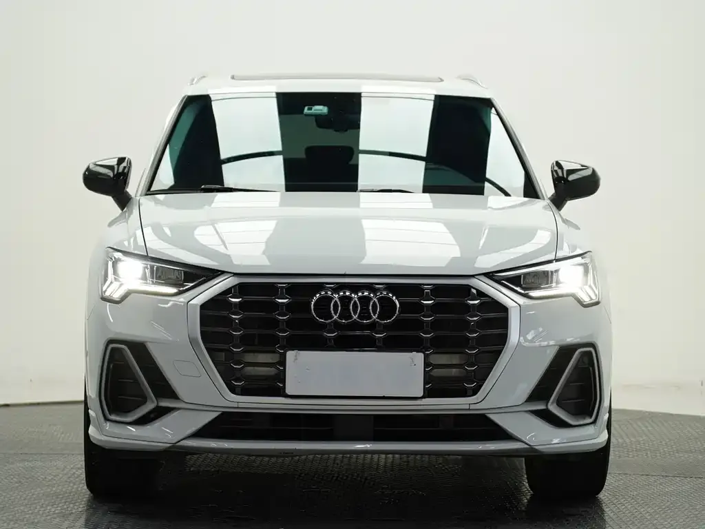 Audi Q3 2021 из CN, фото 2