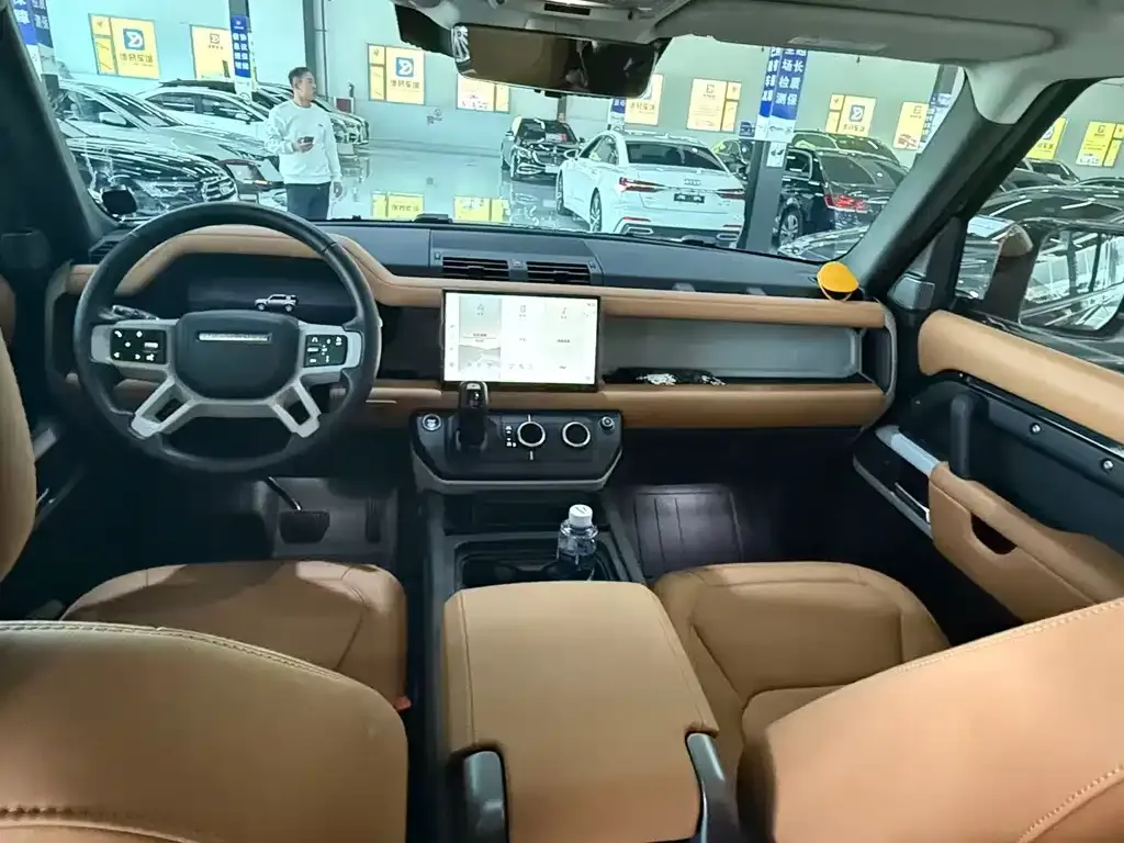 Land Rover Defender 2024 из CN, фото 4