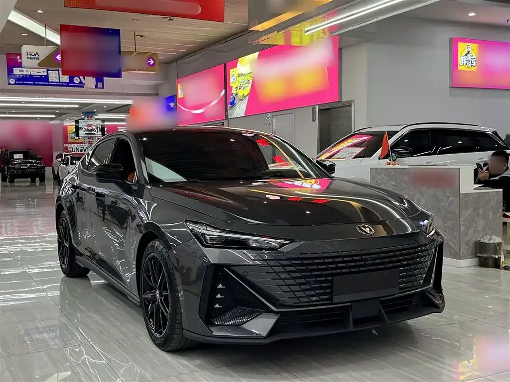 Changan UNI-V 2023 из CN, фото 4