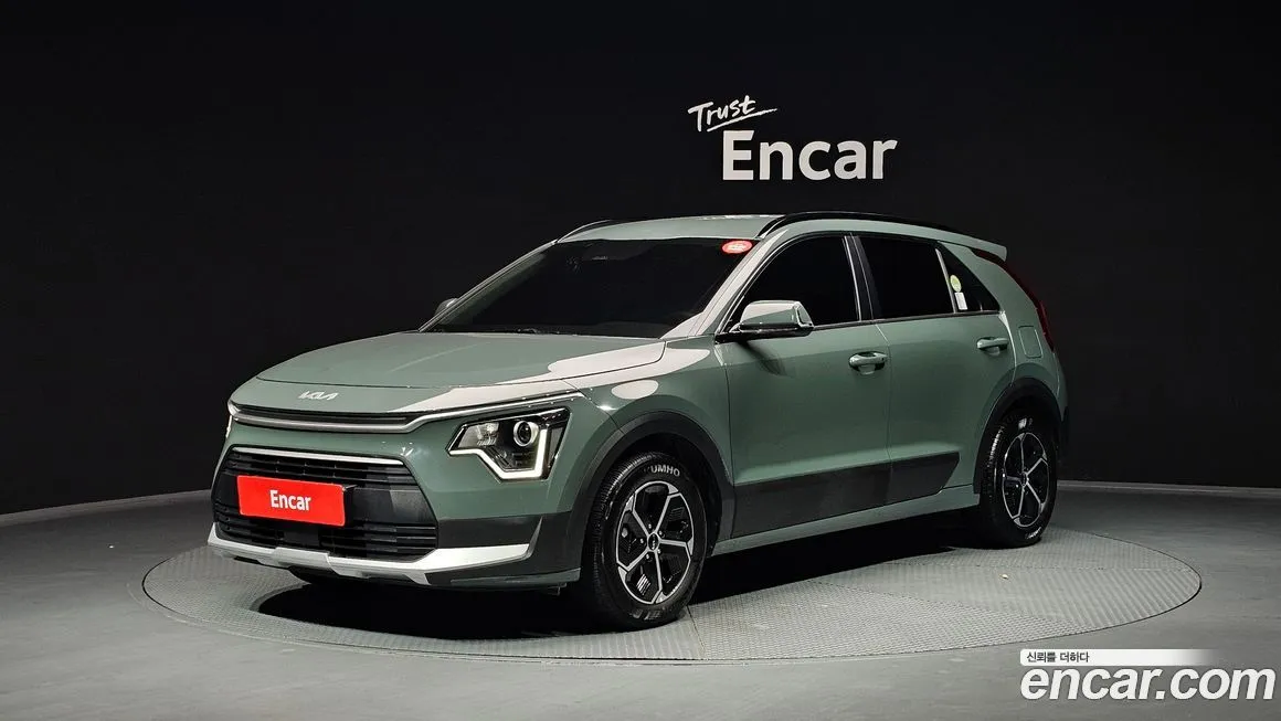 Kia Niro — фото 1