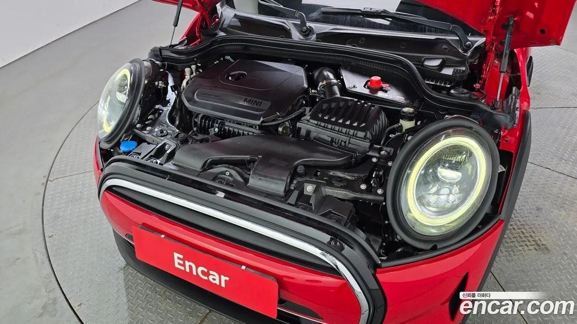 Mini Cooper Convertible 2022 из KR, фото 6