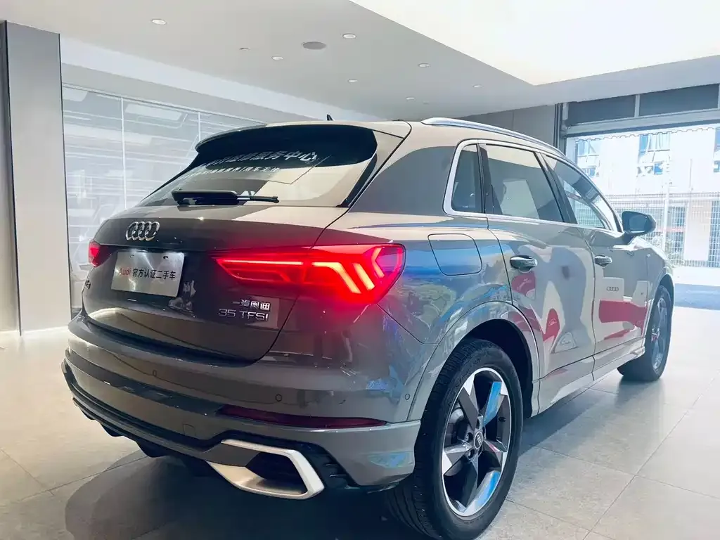 Audi Q3 — фото 3