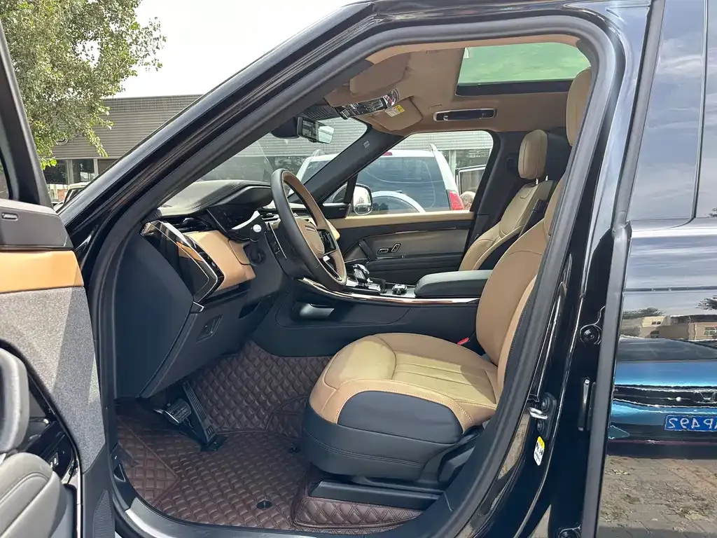 Land Rover Sport 2024 из CN, фото 8