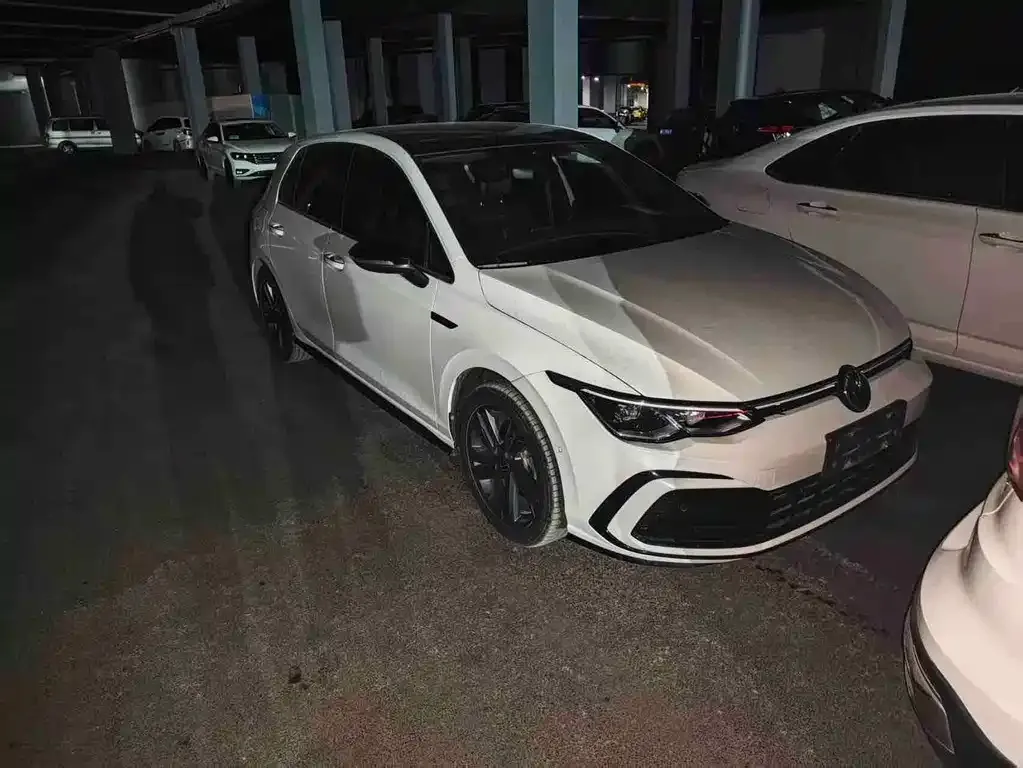 Volkswagen Golf 2021 из CN, фото 3