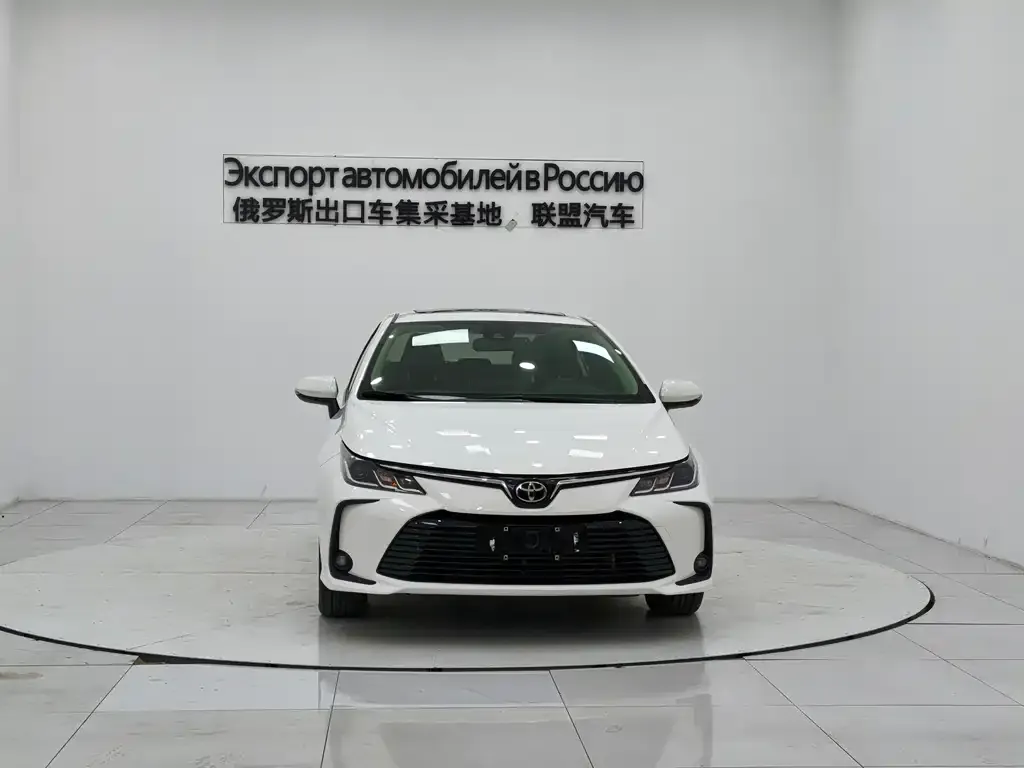 Toyota Corolla 2022 из CN, фото 2