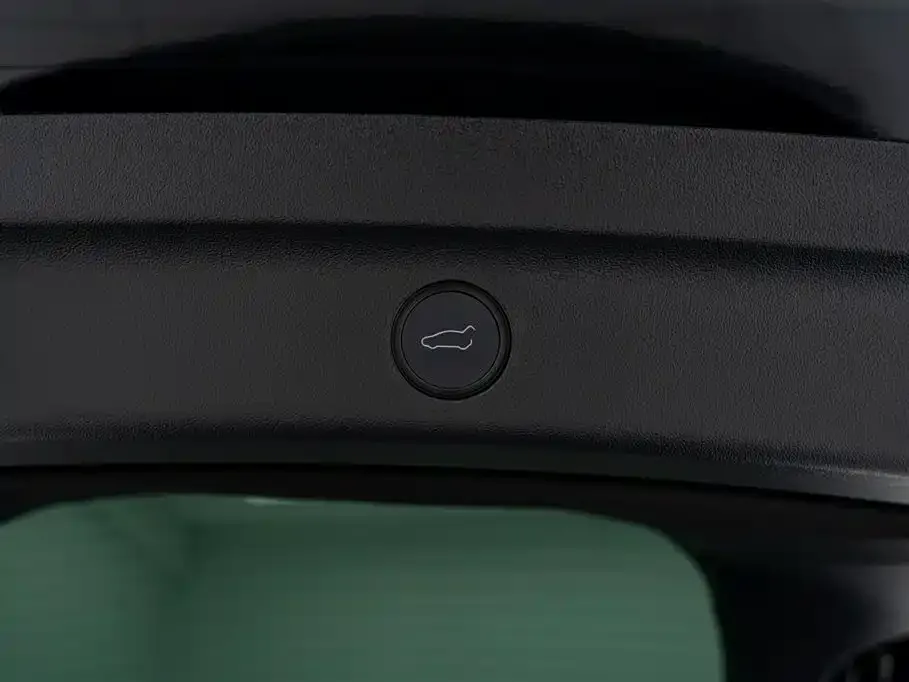 Tesla Model Y 2024 из CN, фото 8