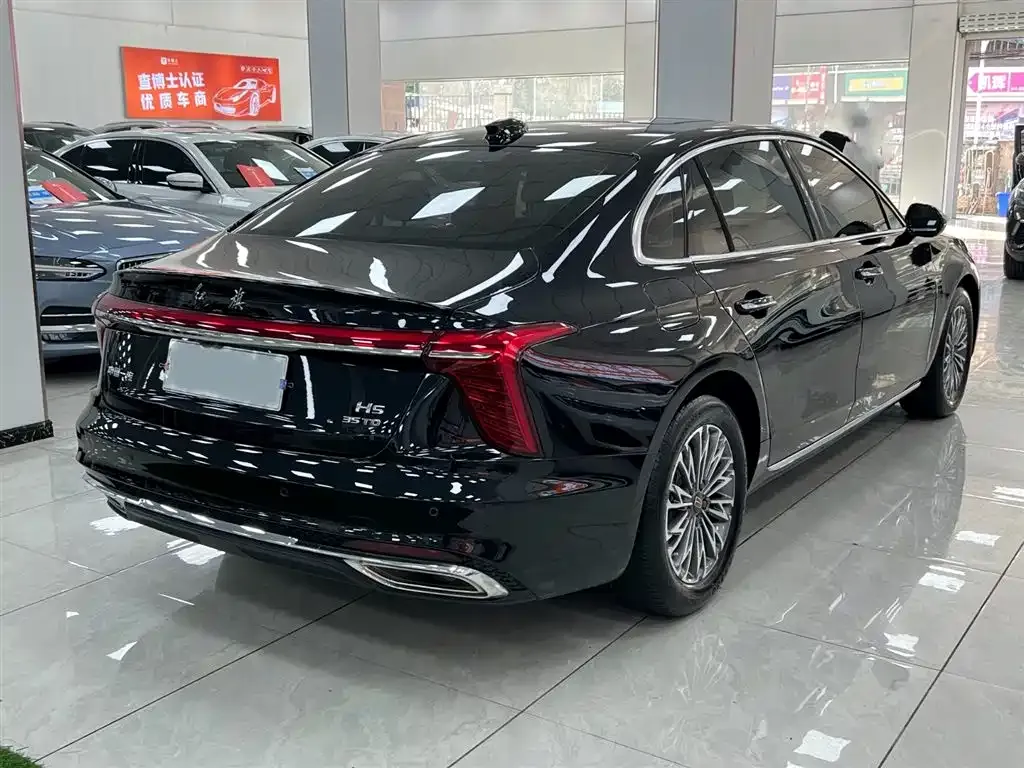 Hongqi H5 — фото 7