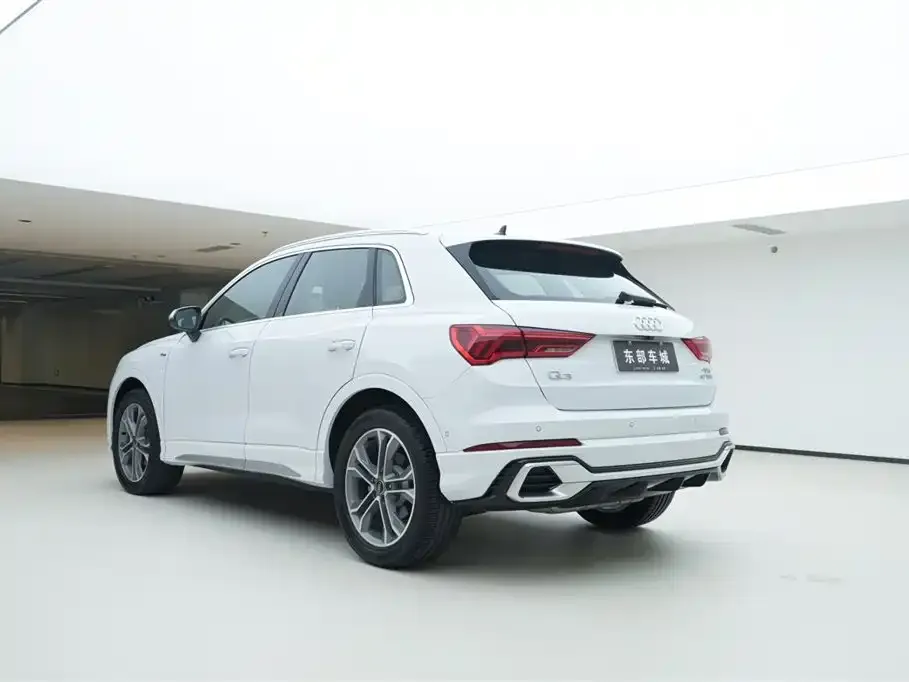 Audi Q3 2024 из CN, фото 5