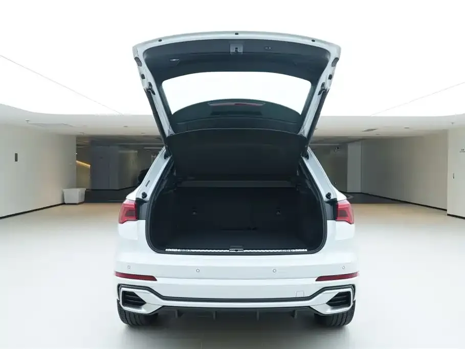 Audi Q3 2024 из CN, фото 8