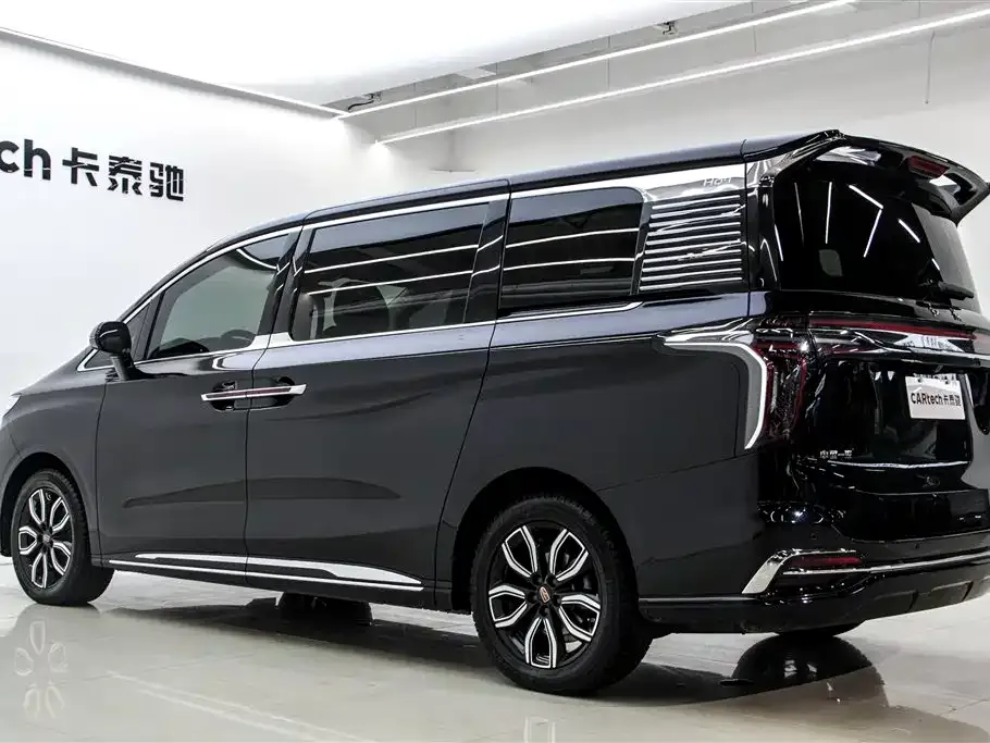 Hongqi HQ9 — фото 6