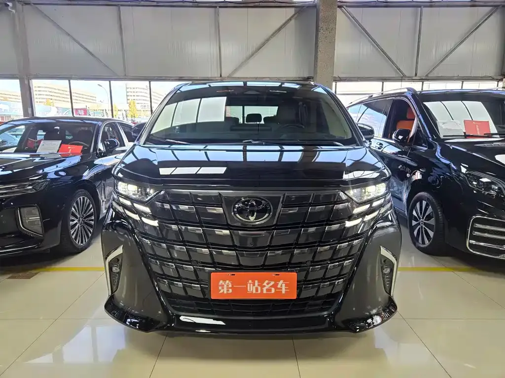 Toyota Alphard 2024 из CN, фото 2