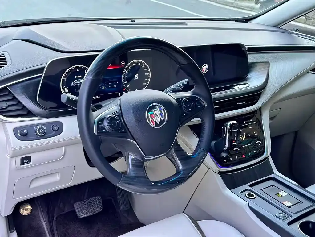 Buick GL8 2021 из CN, фото 7