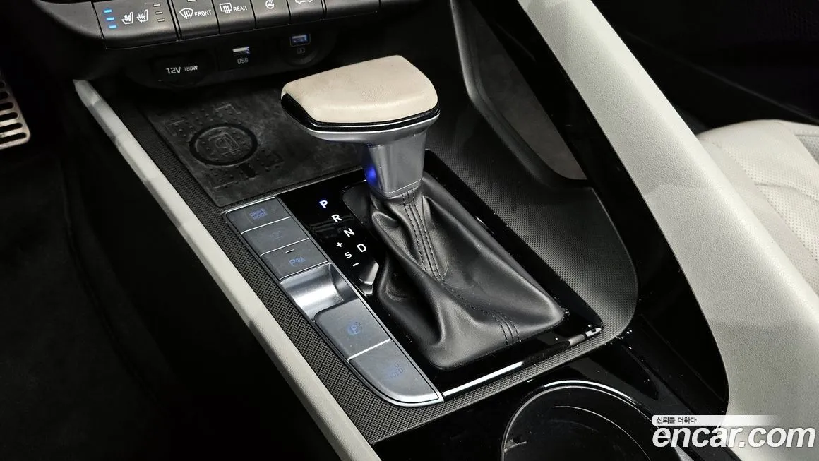Hyundai AVANTE — фото 9