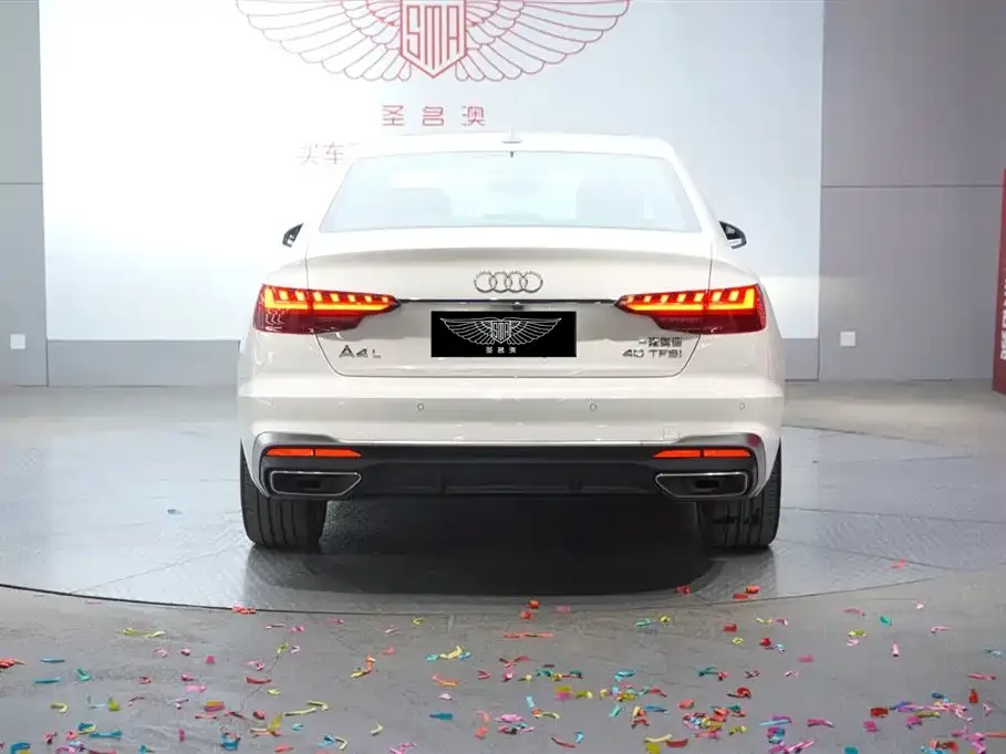 Audi A4L 2021 из CN, фото 6
