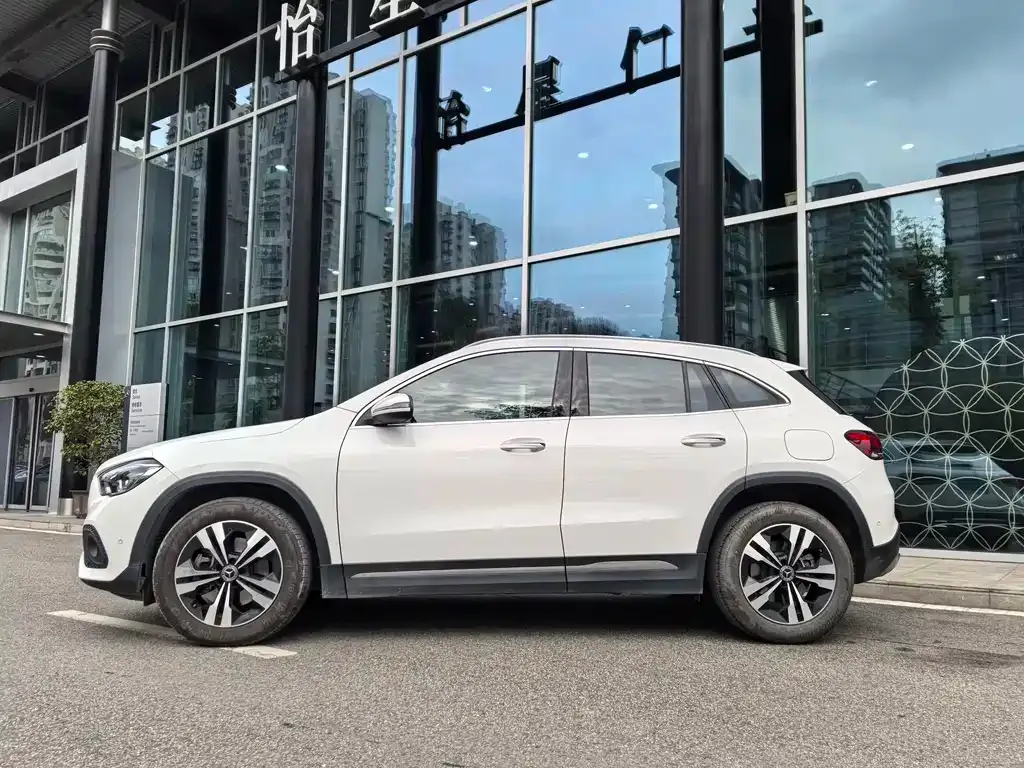 Mercedes-Benz GLA 2023 из CN, фото 4