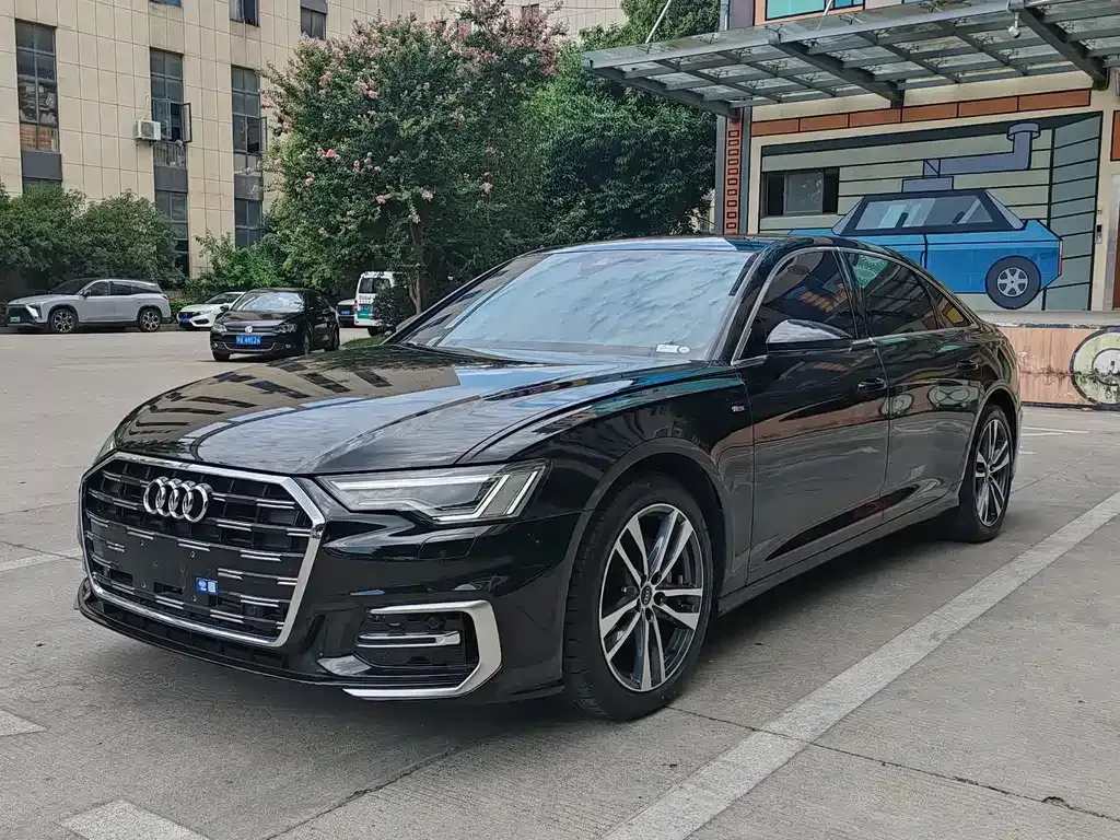 Audi A6L 2023 из CN, фото 1