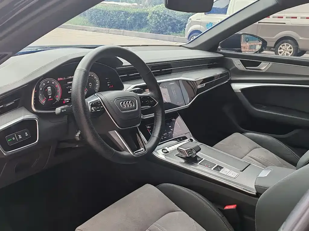 Audi A6L 2023 из CN, фото 5
