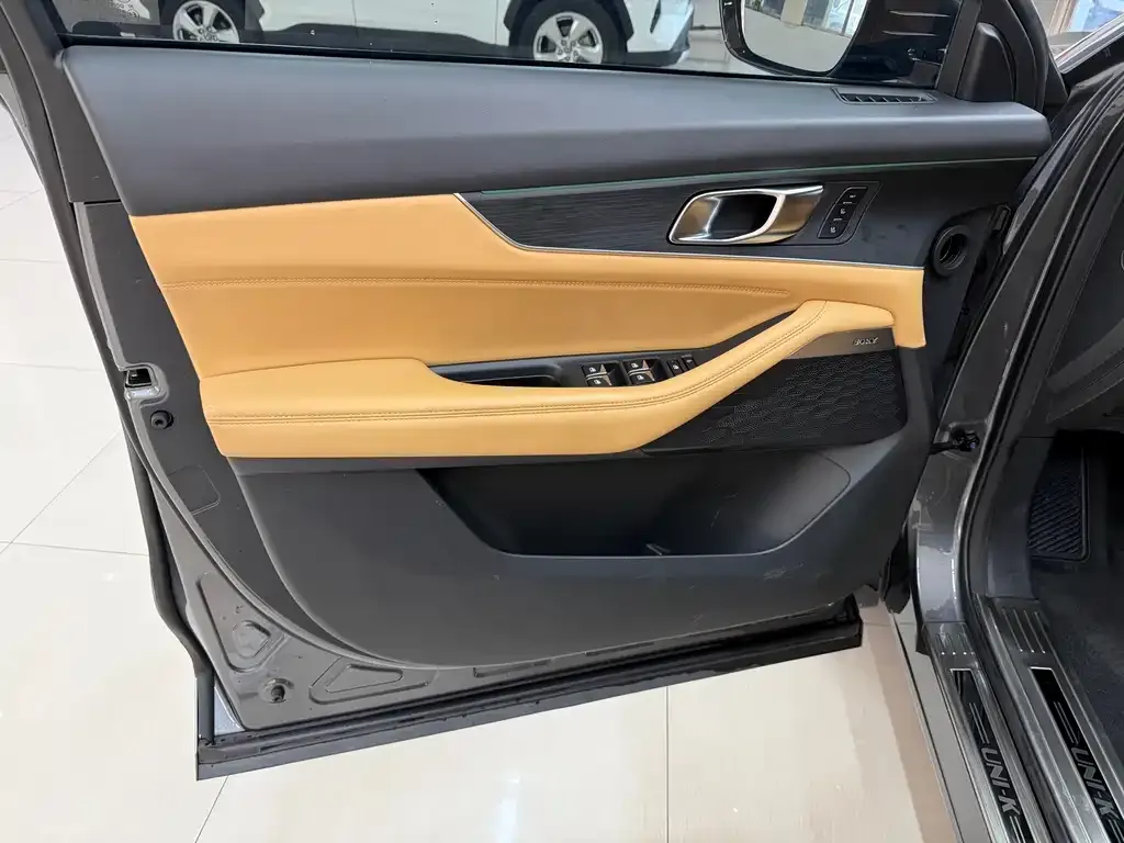 Changan UNI-K 2022 из CN, фото 8