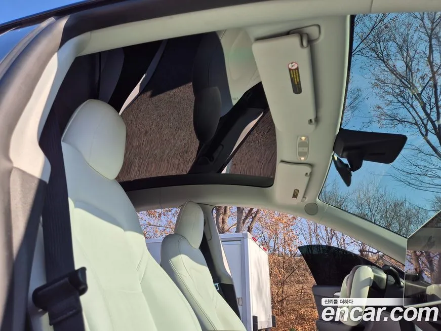 Tesla Model Y 2022 из KR, фото 10