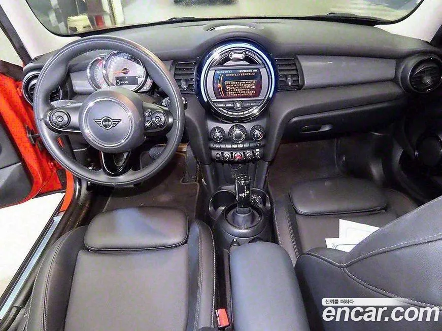 Mini Cooper 2021 из KR, фото 10