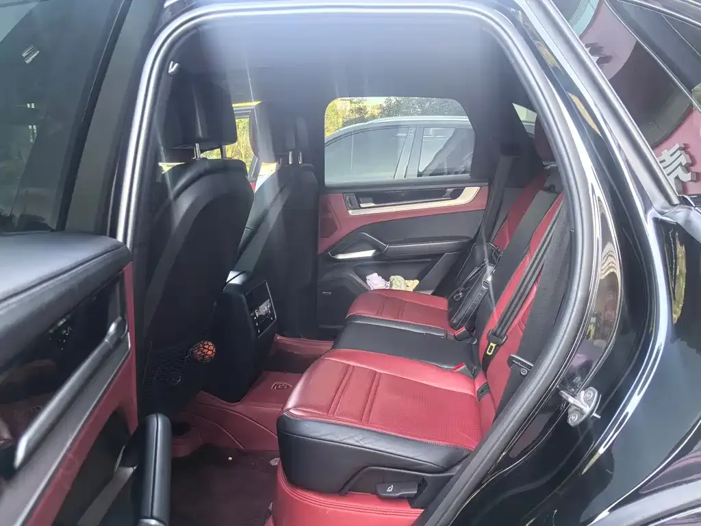 Porsche Cayenne 2023 из CN, фото 2